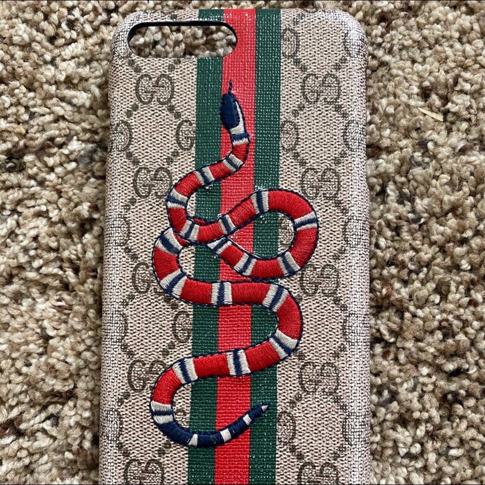 Gucci snake phone case iphone 6,7,8 PLUS
